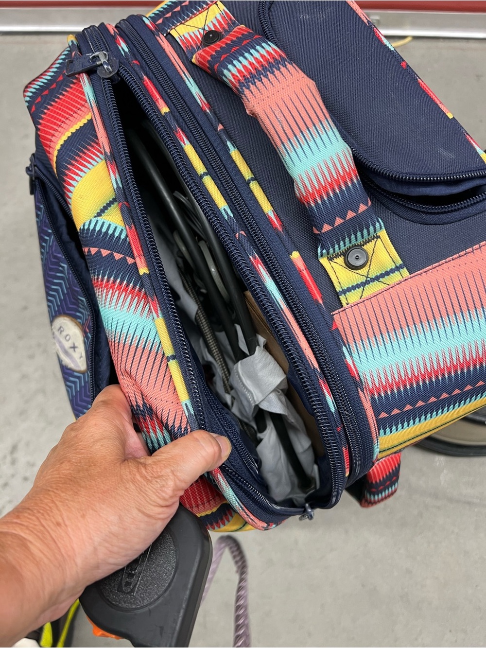 Roxy Multicolor Patterned Carry-On Bag - Roxy - Picture 3 of 8